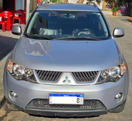 MITSUBISHI OUTLANDER 3.0 4X4 V6 24V GASOLINA 4P AUTOMÁTICO